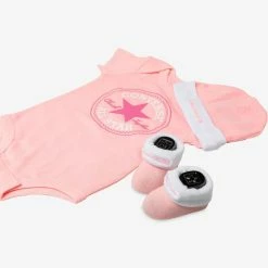 Converse Newborn Classic 3 Piece Boxed Set Pink -Baby Crib Clothing & Footwear Sales Store ConverseNewbornClassic3PieceBoxedSetPink5 800x