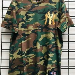 Majestic Athletic MLB NY Yankees Chesney Tee Woodland Camo