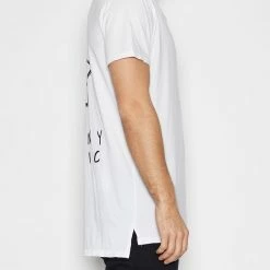 Nomadic Paradise Big Rad Co White T-Shirt -Baby Crib Clothing & Footwear Sales Store xt3a0145 1 800x